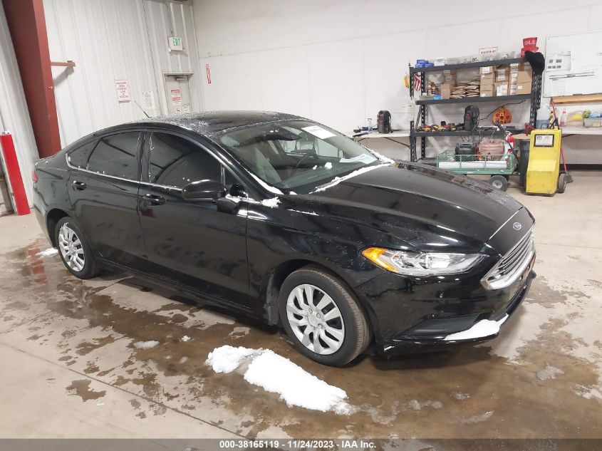 Lot #2495486715 2019 FORD FUSION S salvage car
