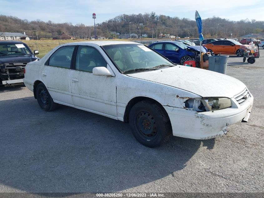 Lot #2495485409 2001 TOYOTA CAMRY LE salvage car