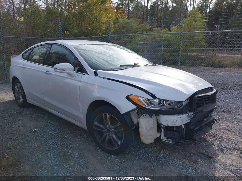Lot #2490854628 2018 FORD FUSION SE salvage car