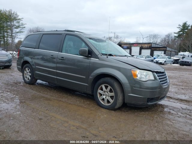 Auction sale of the 2010 Chrysler Town & Country Touring, vin: 2A4RR5D18AR454589, lot number: 38364250