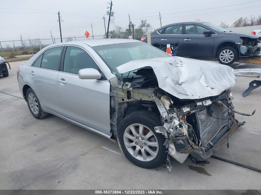 Lot #2506941476 2010 TOYOTA CAMRY LE salvage car