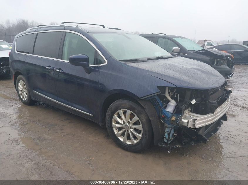 Lot #2340709895 2018 CHRYSLER PACIFICA TOURING L salvage car
