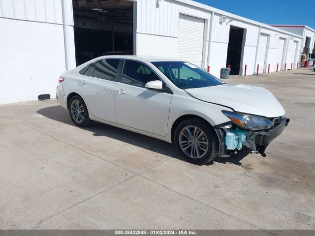 Auction sale of the 2015 Toyota Camry Se, vin: 4T1BF1FK2FU933207, lot number: 38432848