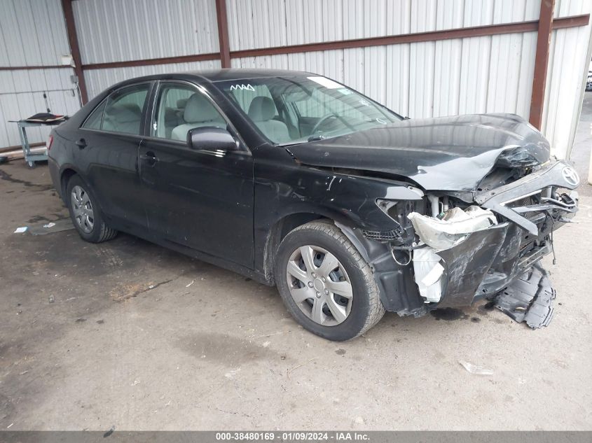 Lot #2340438866 2011 TOYOTA CAMRY LE salvage car