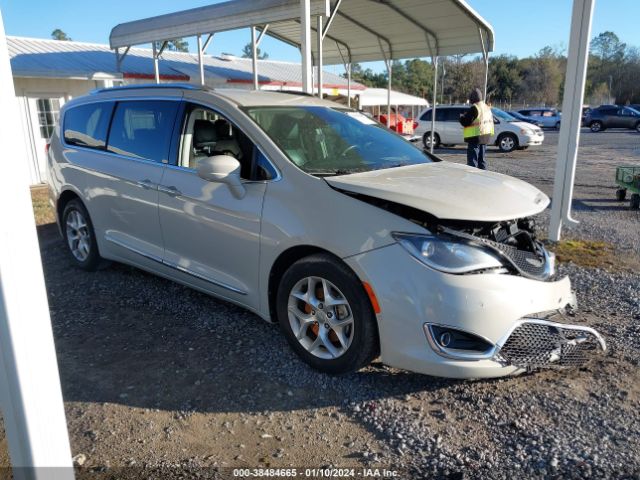 Auction sale of the 2017 Chrysler Pacifica Touring-l Plus, vin: 2C4RC1EGXHR743874, lot number: 38484665