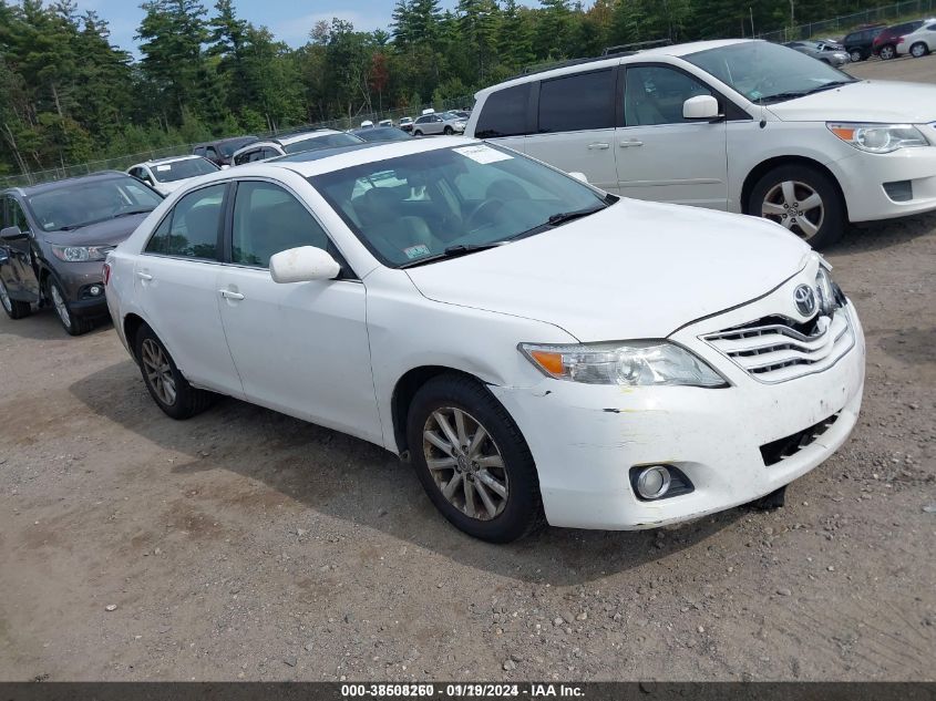 Lot #2427028269 2011 TOYOTA CAMRY XLE V6 salvage car