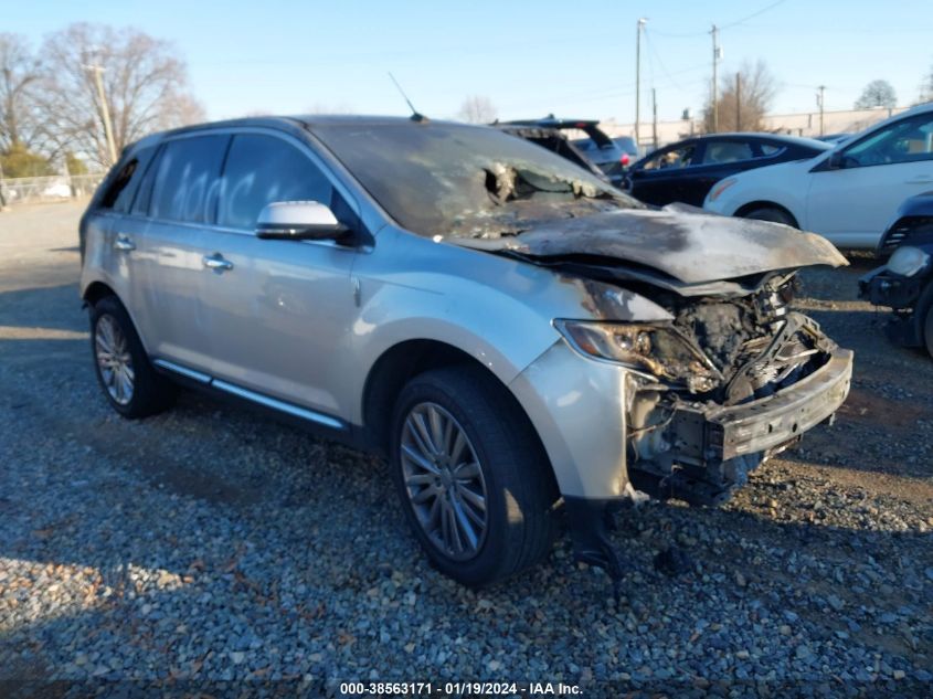 Lot #2506946579 2013 LINCOLN MKX salvage car