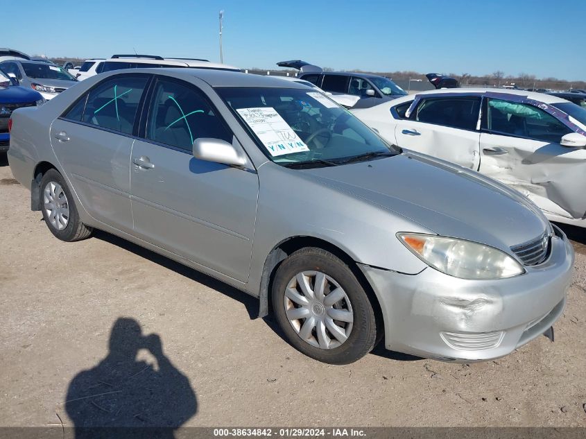 Lot #2460713821 2005 TOYOTA CAMRY LE salvage car