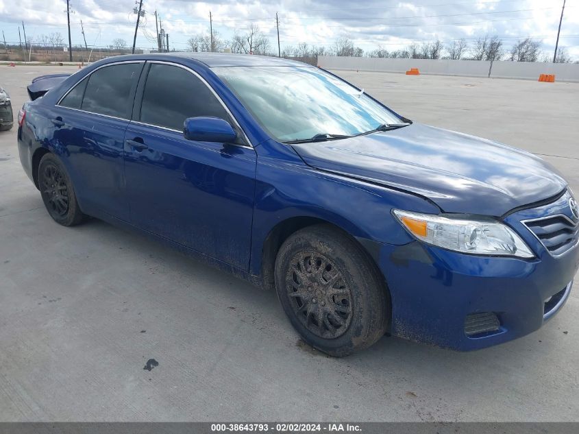 Lot #2506941441 2011 TOYOTA CAMRY LE salvage car