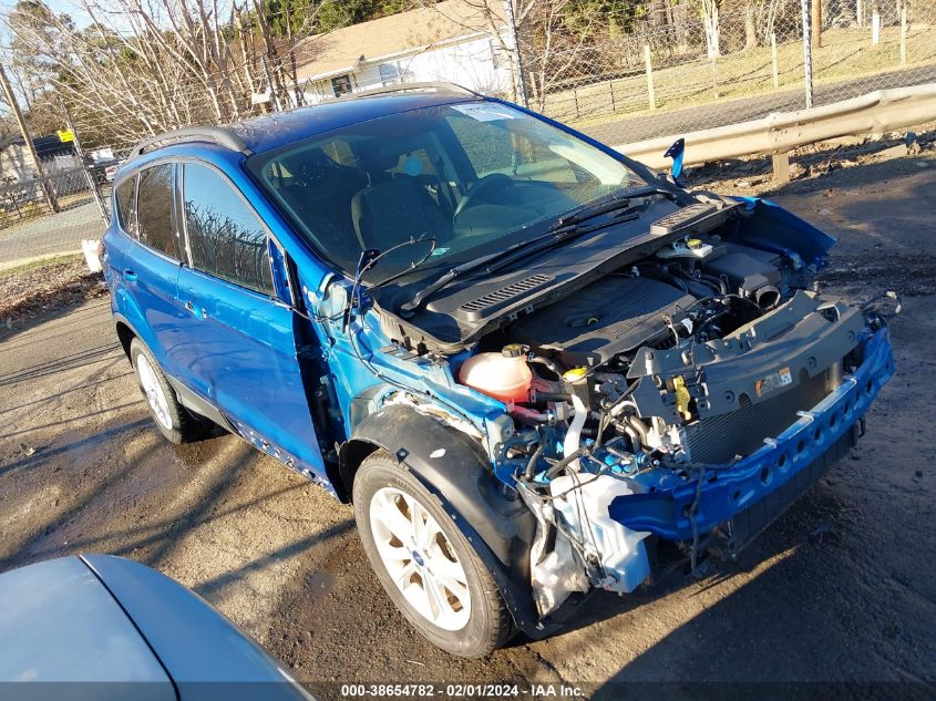 Lot #2468933687 2018 FORD ESCAPE SE salvage car