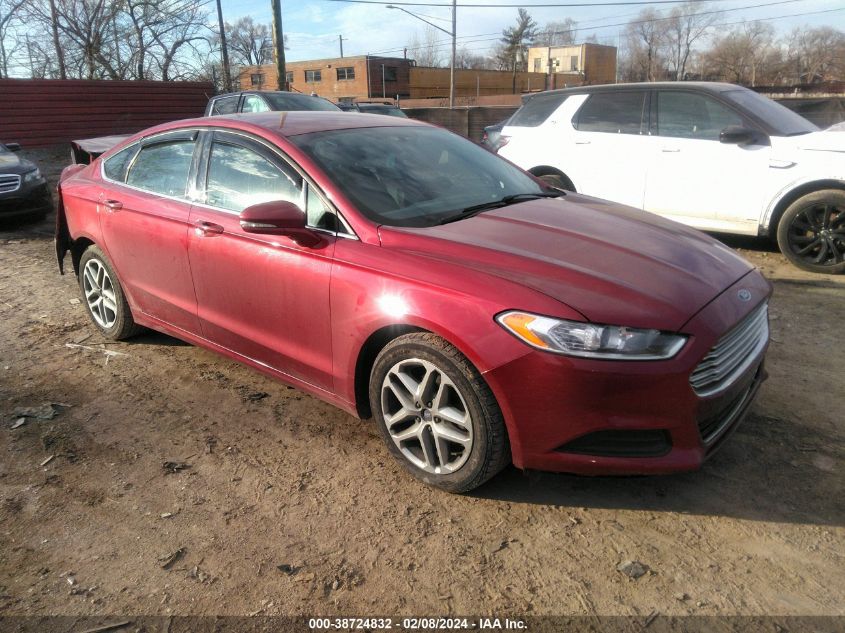 Lot #2464222138 2015 FORD FUSION SE salvage car