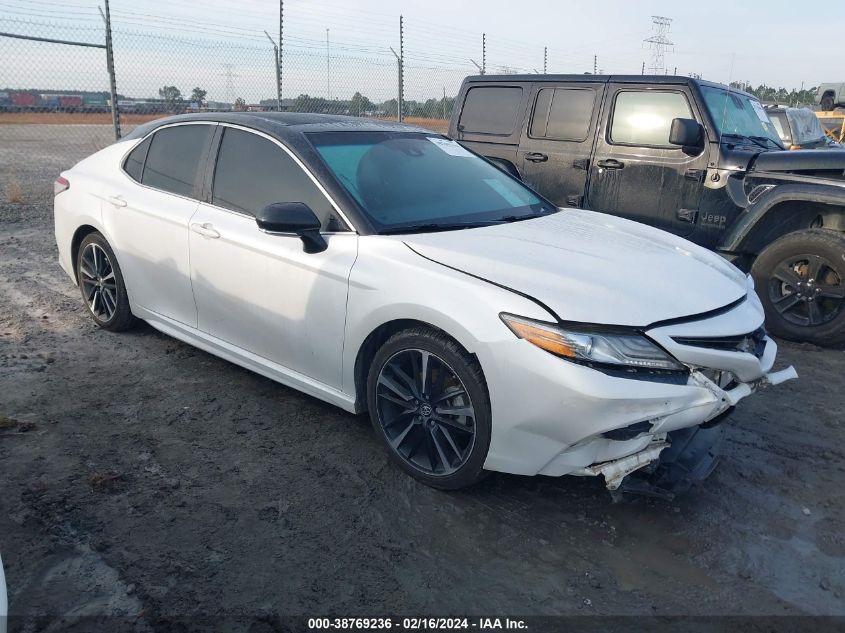 Lot #2506940566 2019 TOYOTA CAMRY XSE salvage car
