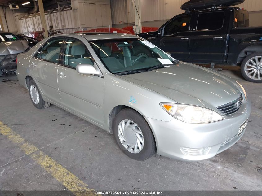 Lot #2427024499 2006 TOYOTA CAMRY LE salvage car