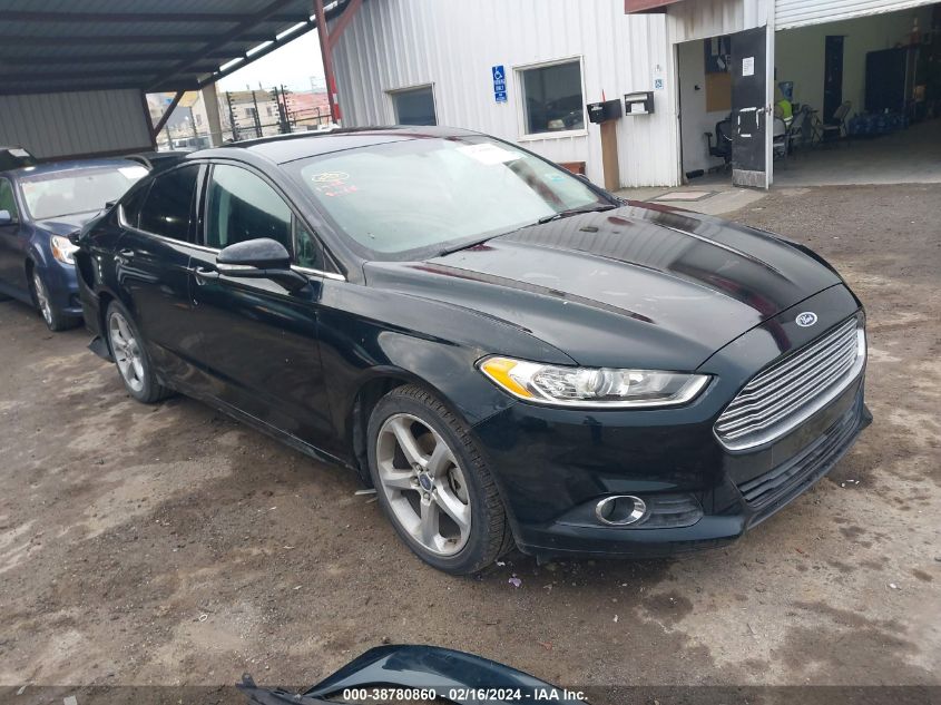 Lot #2504644627 2014 FORD FUSION SE salvage car