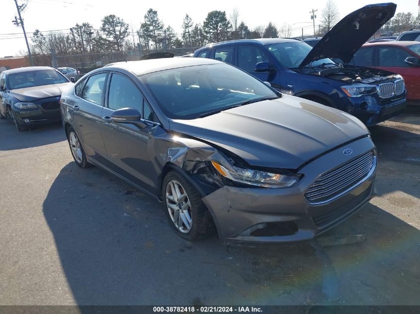 Lot #2506945786 2014 FORD FUSION SE salvage car
