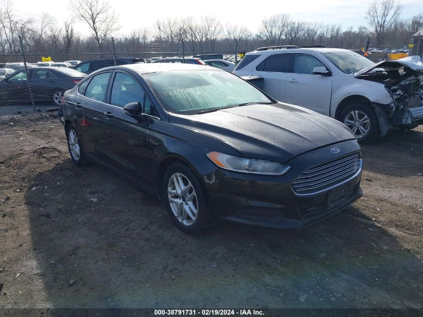 Lot #2506948284 2015 FORD FUSION SE salvage car
