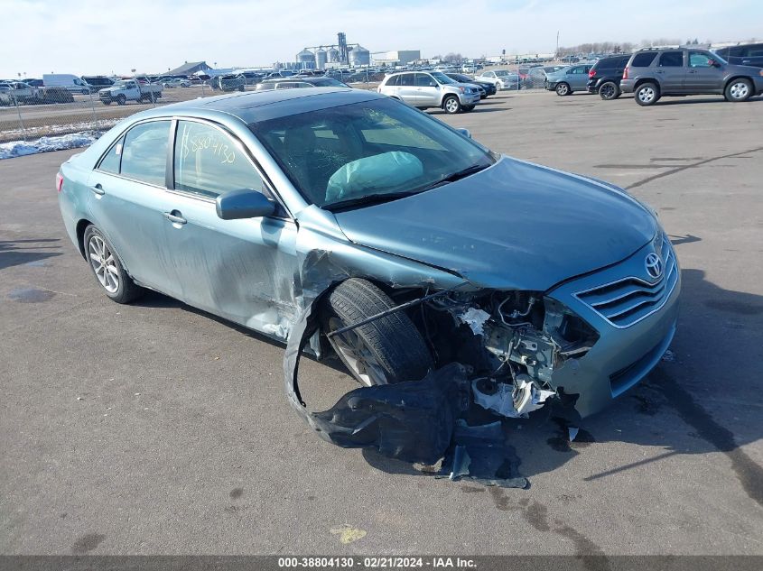 Lot #2474518721 2010 TOYOTA CAMRY XLE salvage car