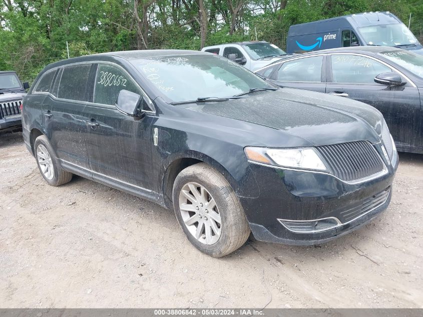 Lot #2486230582 2016 LINCOLN MKT LIVERY salvage car