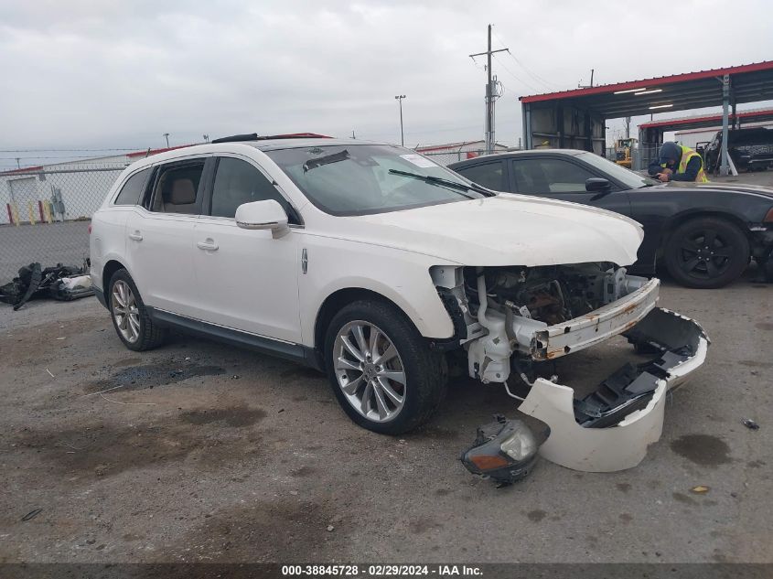 Lot #2476841456 2012 LINCOLN MKT ECOBOOST salvage car