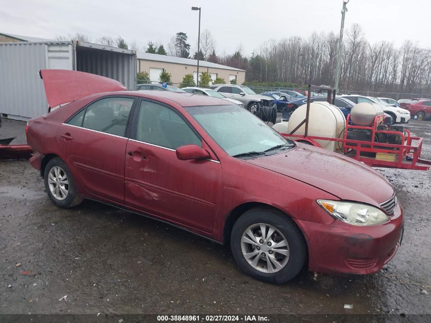 Lot #2506945997 2005 TOYOTA CAMRY LE V6 salvage car