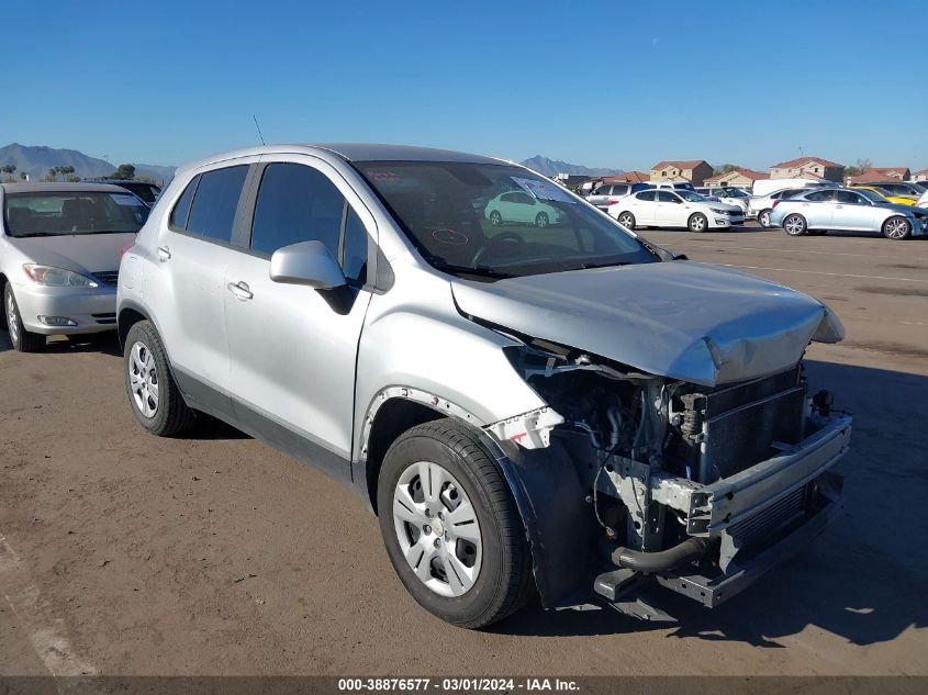 Lot #2511549466 2018 CHEVROLET TRAX LS salvage car