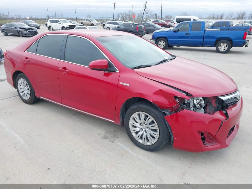 Lot #2502335412 2014 TOYOTA CAMRY HYBRID LE salvage car