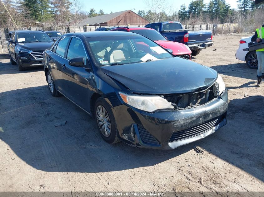 Lot #2506940379 2012 TOYOTA CAMRY LE salvage car