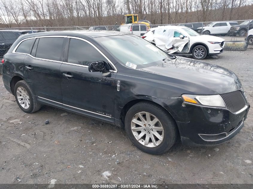 Lot #2486229974 2016 LINCOLN MKT LIVERY salvage car