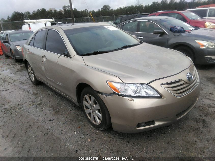 Lot #2427026764 2007 TOYOTA CAMRY XLE V6 salvage car