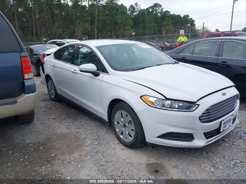 Lot #2427028925 2014 FORD FUSION S salvage car