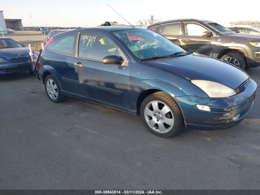 Lot #2490861411 2001 FORD FOCUS ZX3 salvage car