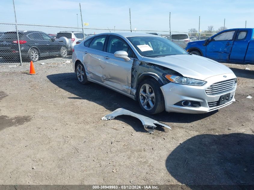 Lot #2488530473 2016 FORD FUSION SE salvage car