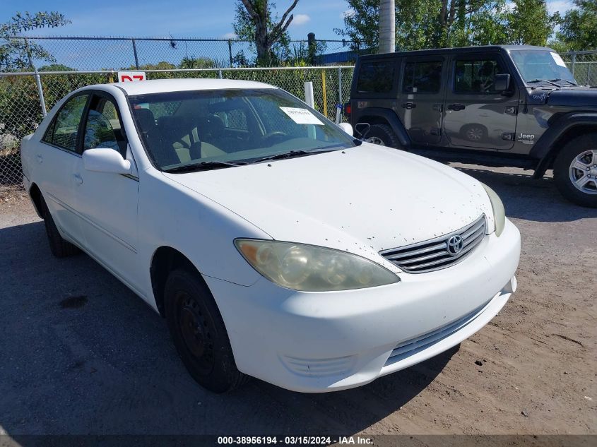 Lot #2474514783 2005 TOYOTA CAMRY LE salvage car