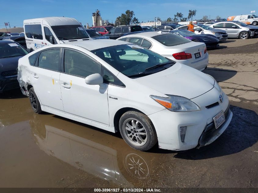 Lot #2525413944 2015 TOYOTA PRIUS TWO salvage car
