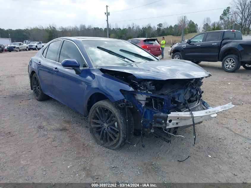 Lot #2519661174 2023 TOYOTA CAMRY XSE salvage car