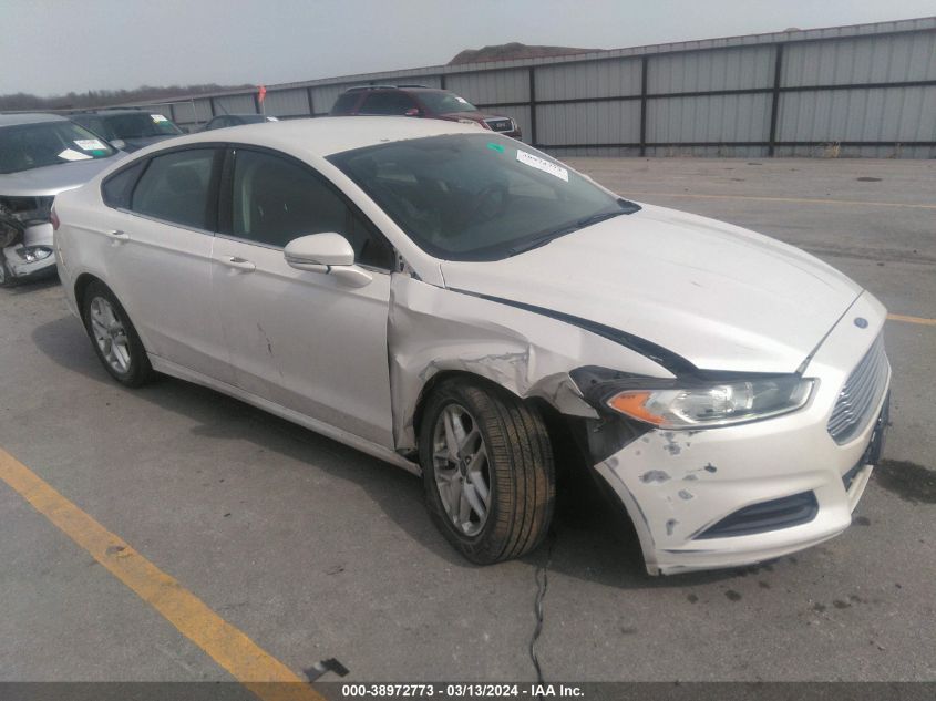 Lot #2509249468 2013 FORD FUSION SE salvage car