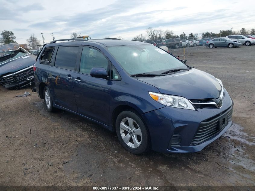 Lot #2474525886 2020 TOYOTA SIENNA LE salvage car