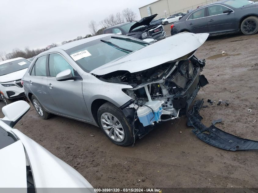 Lot #2458582013 2015 TOYOTA CAMRY LE salvage car