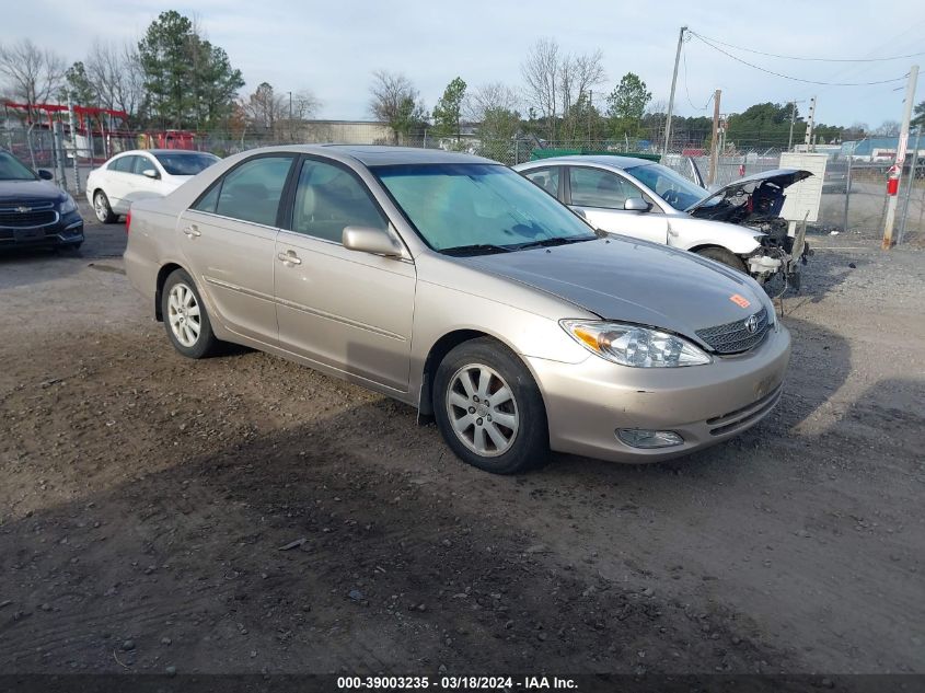 Lot #2490852311 2004 TOYOTA CAMRY XLE V6 salvage car