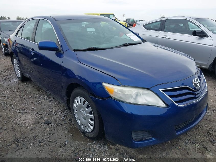 Lot #2486228299 2011 TOYOTA CAMRY LE salvage car