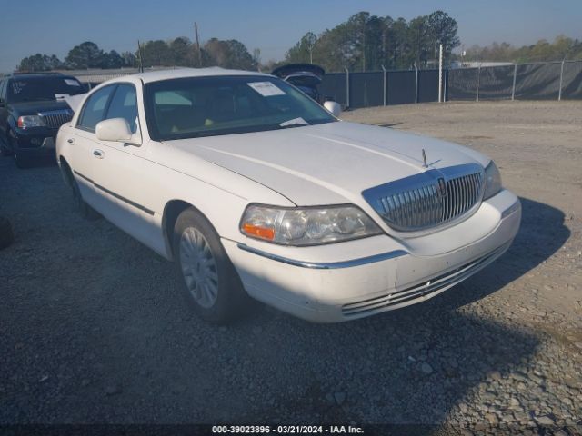 Auction sale of the 2003 Lincoln Town Car Executive, vin: 1LNHM81WX3Y627525, lot number: 39023896