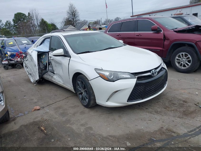 Lot #2490857451 2016 TOYOTA CAMRY XSE salvage car