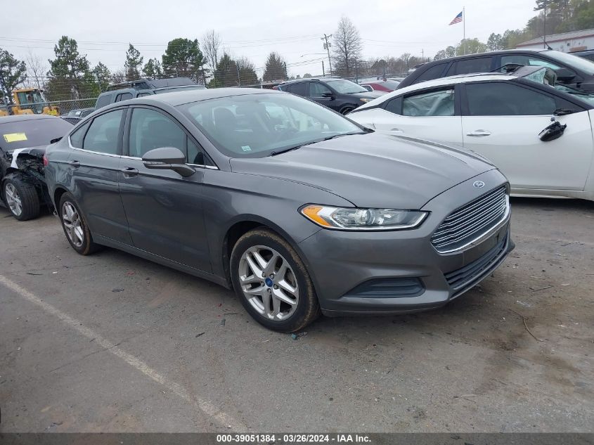 Lot #2490857438 2013 FORD FUSION SE salvage car