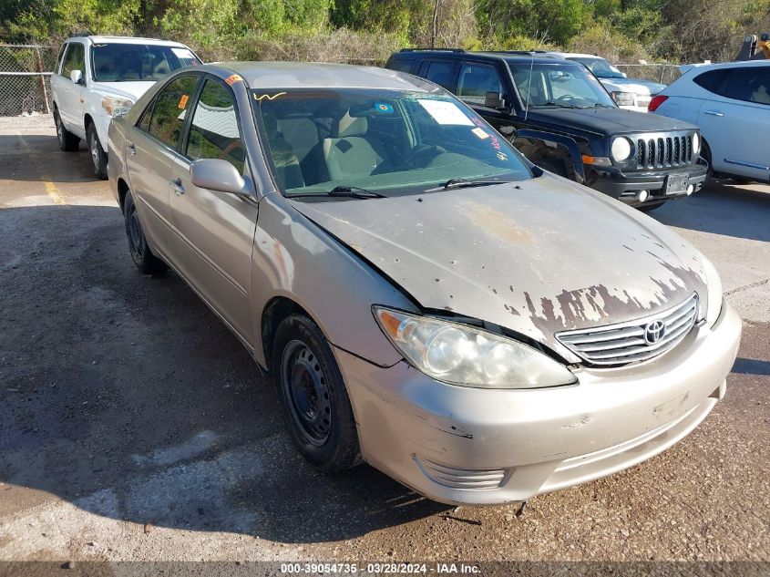 Lot #2490861300 2005 TOYOTA CAMRY LE salvage car