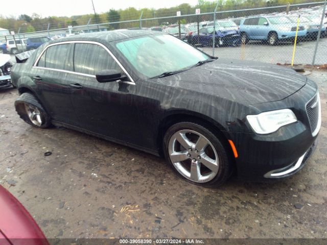 Auction sale of the 2015 Chrysler 300 Limited, vin: 2C3CCAAG1FH876039, lot number: 39058390