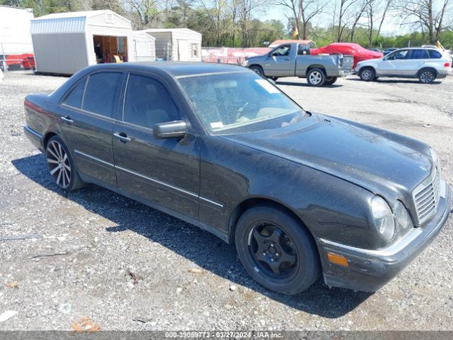 Auction sale of the 1998 Mercedes-benz E 320, vin: WDBJF65F5WA693443, lot number: 39059773