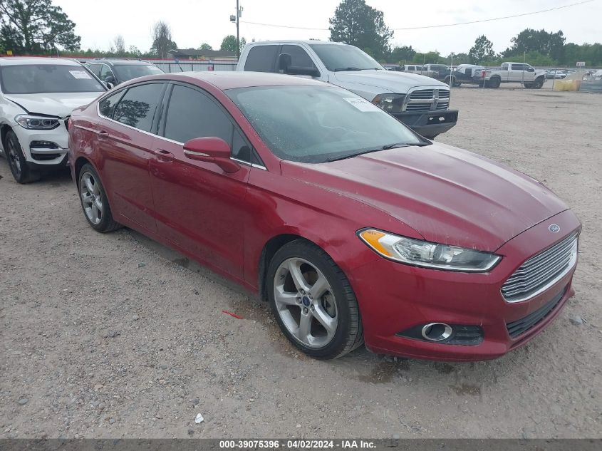 Lot #2486234405 2016 FORD FUSION SE salvage car