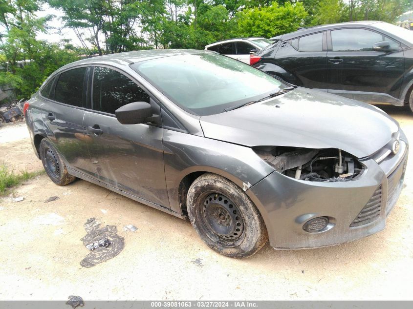 Lot #2479146432 2013 FORD FOCUS S salvage car