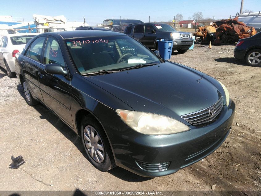 Lot #2466586903 2005 TOYOTA CAMRY LE salvage car