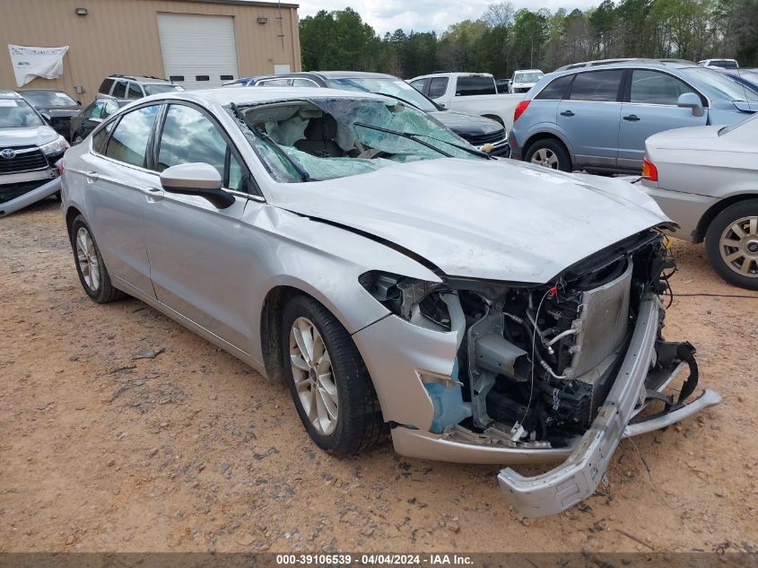 Lot #2506944311 2019 FORD FUSION SE salvage car